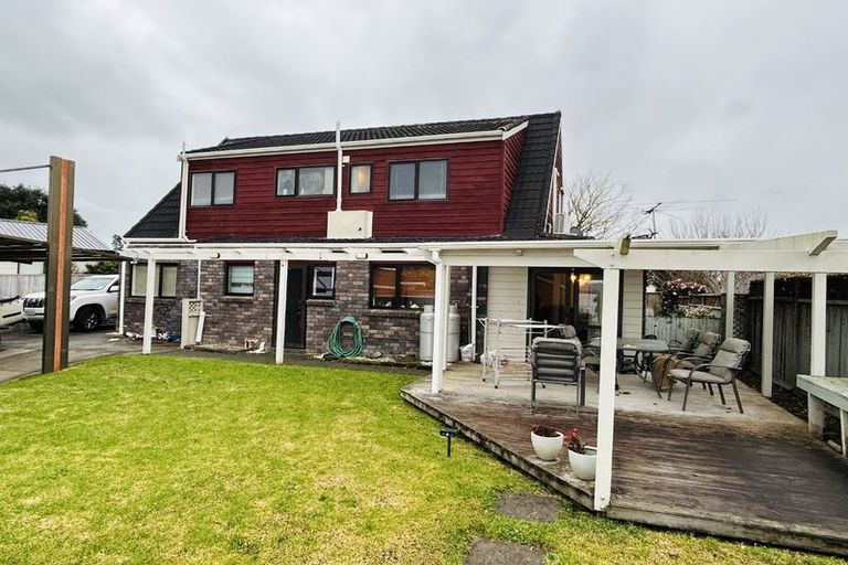 Photo of property in 58 Carnoustie Drive, Wattle Downs, Auckland, 2103