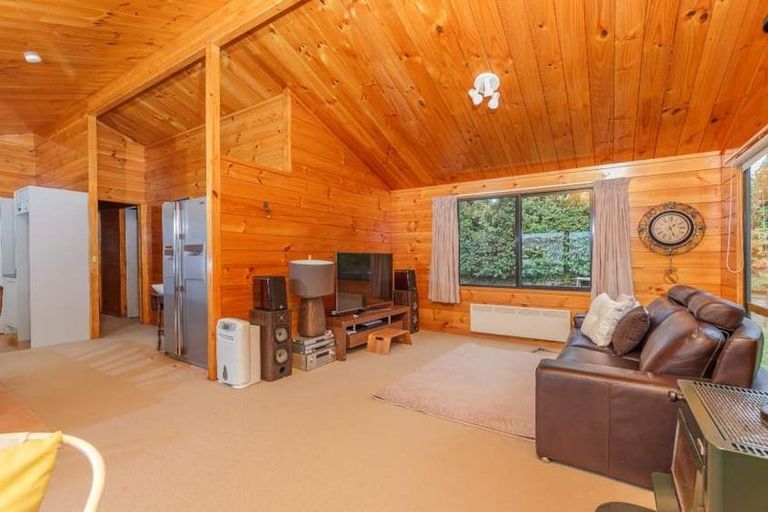 Photo of property in 79 Fernhill Way, Oteha, Auckland, 0632