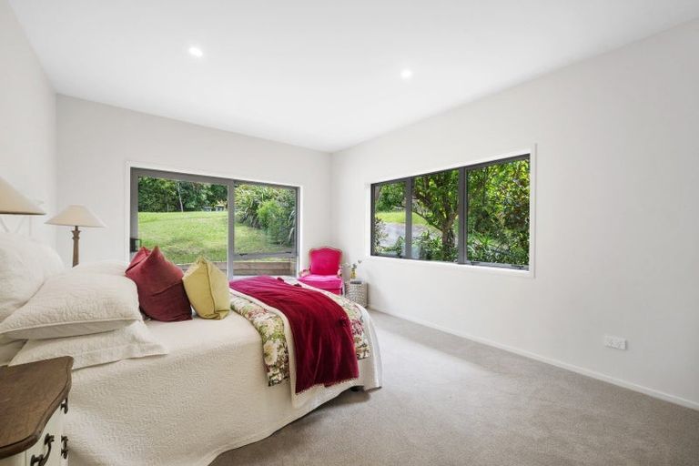Photo of property in 41 Pohutukawa Avenue, Shelly Park, Auckland, 2014