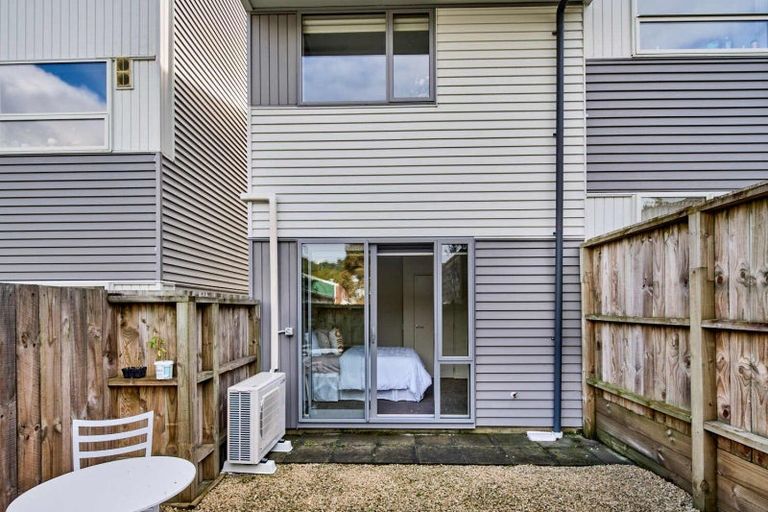 Photo of property in 8/31 Princess Terrace, Newtown, Wellington, 6021