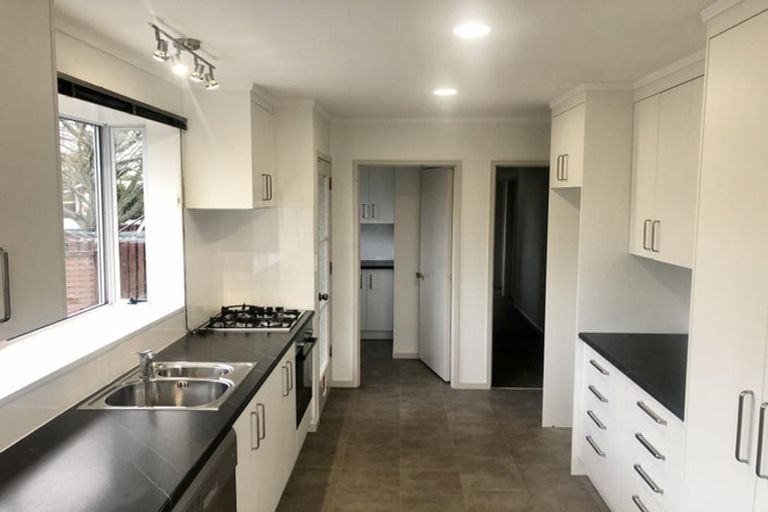 Photo of property in 32 Elmwood Crescent, Pukete, Hamilton, 3200