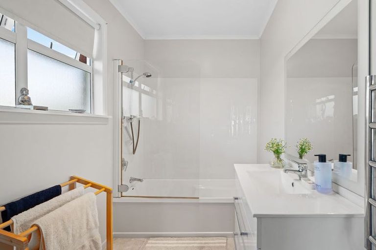 Photo of property in 203 Parkhurst Road, Parakai, 0830