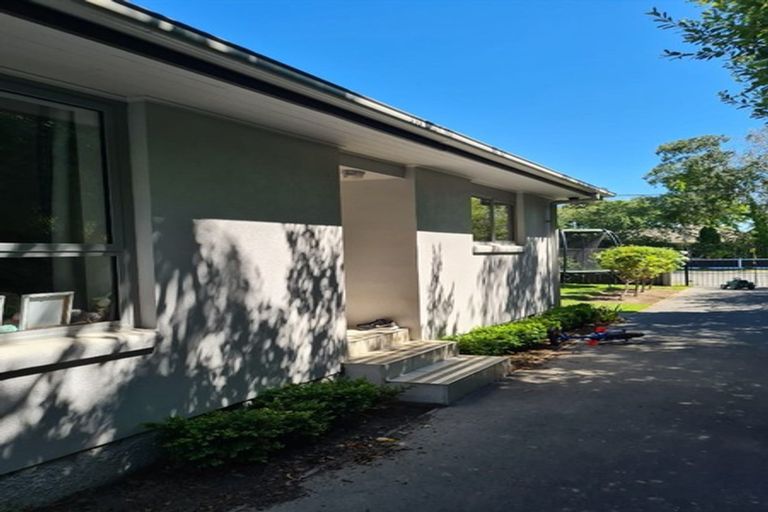 Photo of property in 2 Plynlimon Road, Fendalton, Christchurch, 8052