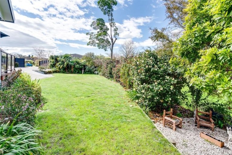 Photo of property in 35 Moorhouse Street, Taradale, Napier, 4112