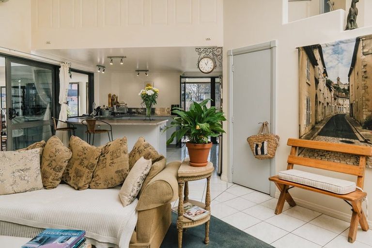 Photo of property in 27 Francis Street, Blenheim, 7201