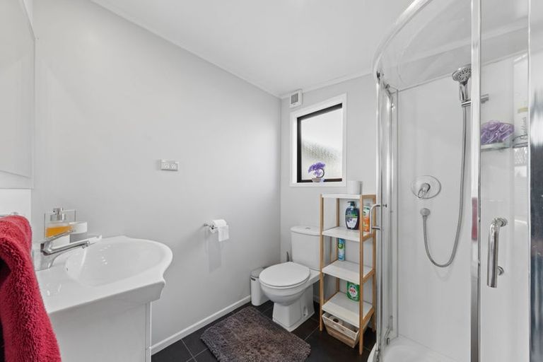 Photo of property in 9 Rahiri Street, Waitara, 4320