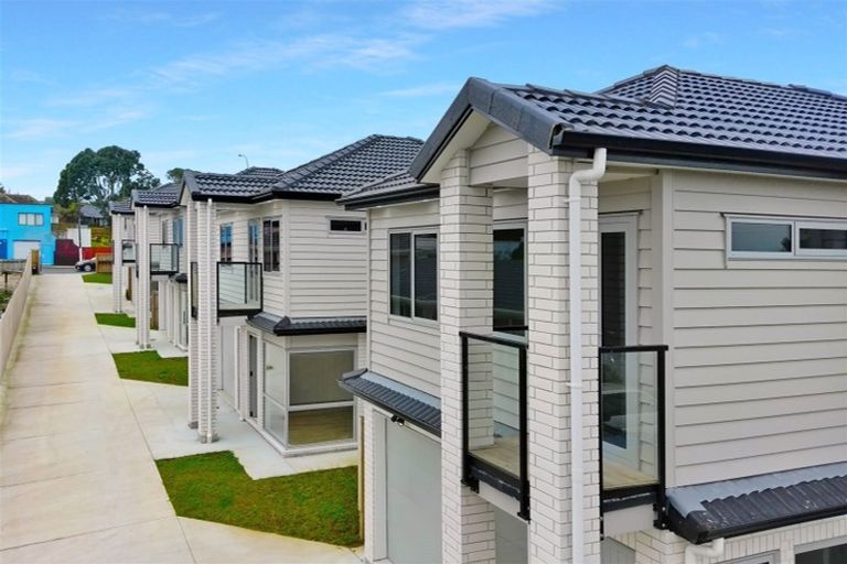 Photo of property in 69e Great South Road, Manurewa, Auckland, 2102