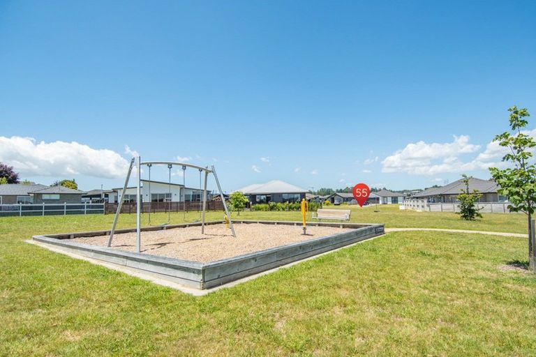 Photo of property in 55 Puhirake Crescent, Pyes Pa, Tauranga, 3112