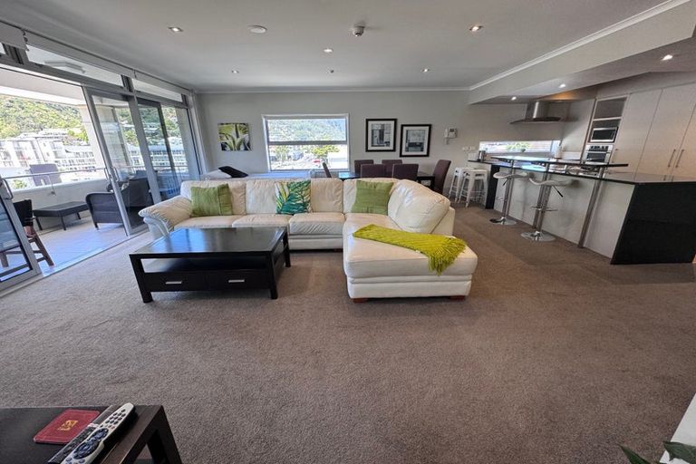 Photo of property in Oxleys Rock Apartments, 401/6 London Quay, Picton, 7220