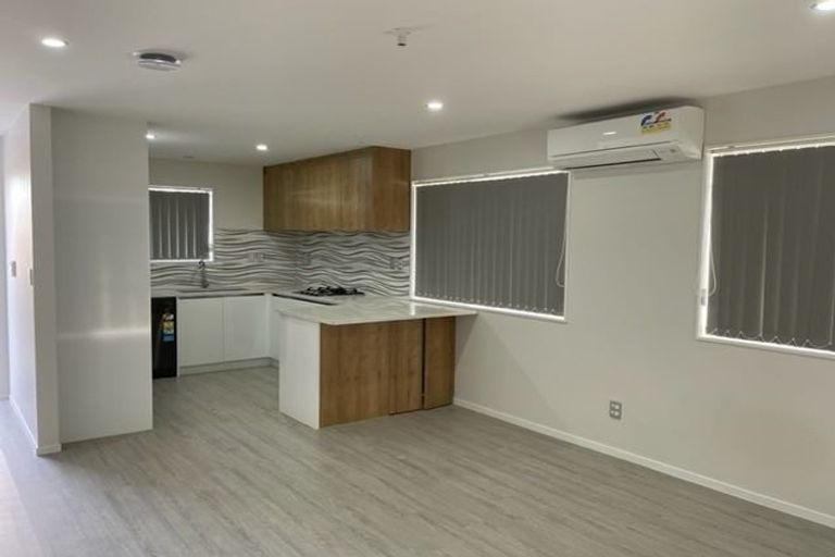 Photo of property in 74b Thompson Terrace, Manurewa, Auckland, 2102