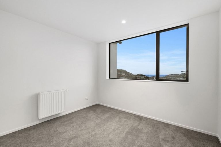 Photo of property in 5 Mary Dobson Way, Island Bay, Wellington, 6023