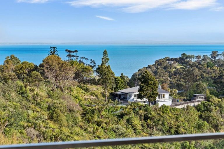 Photo of property in 645-649 South Titirangi Road, Titirangi, Auckland, 0604