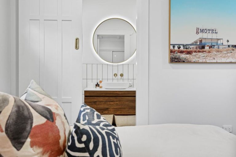 Photo of property in 5 Alice Street, Riverhead, 0820