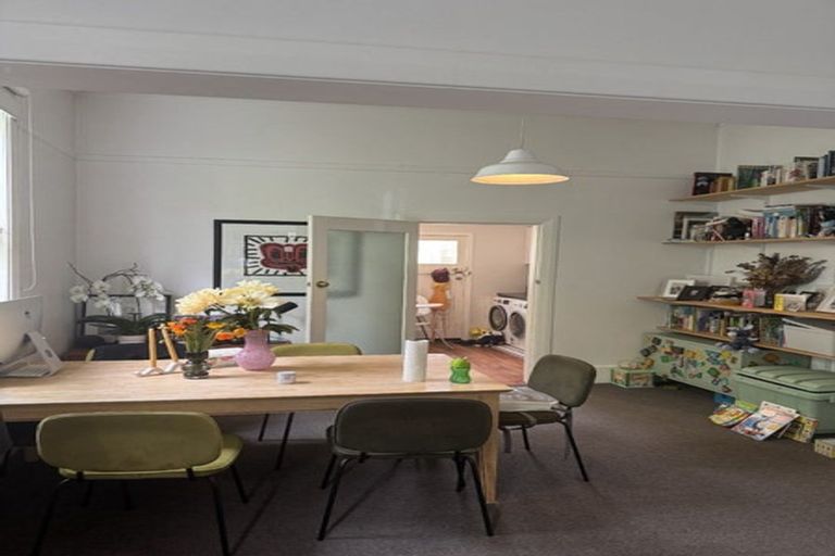 Photo of property in 166 Daniell Street, Newtown, Wellington, 6021