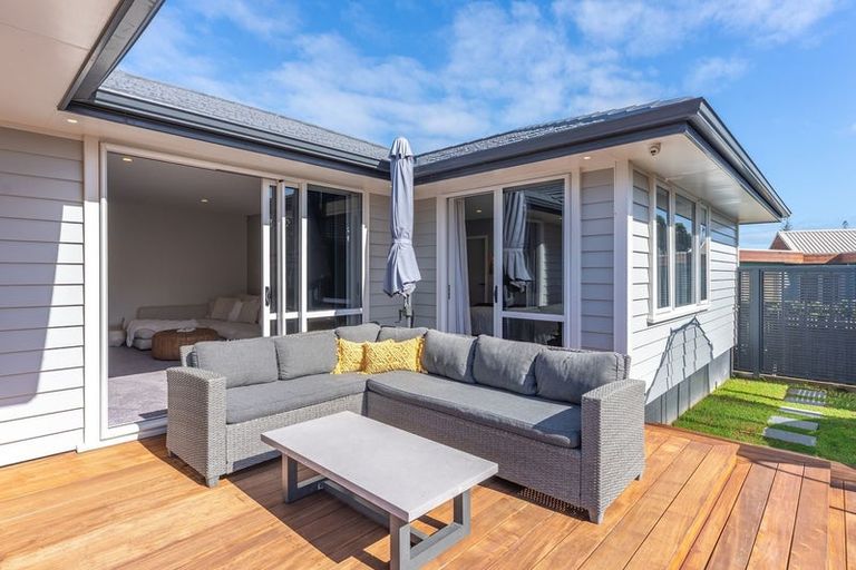 Photo of property in 3 Barbaras Way, Waikanae Beach, Waikanae, 5036