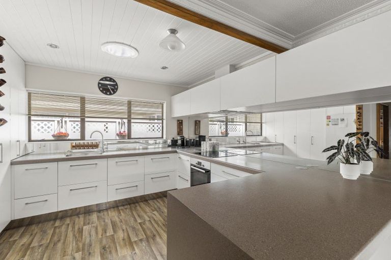 Photo of property in 9 Norman Street, Lower Vogeltown, New Plymouth, 4310