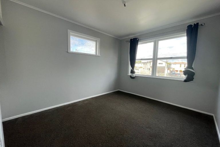 Photo of property in 12 Jenkins Place, Manurewa East, Auckland, 2102