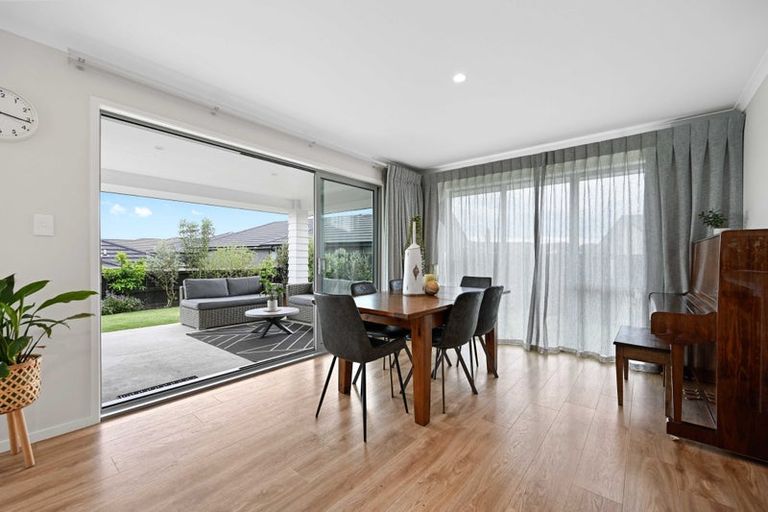 Photo of property in 18 Drower Glen, Flagstaff, Hamilton, 3210