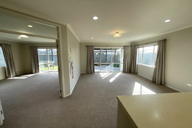 Photo of property in 6 Mana Place, Poraiti, Napier, 4112