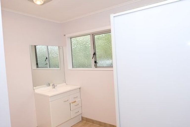 Photo of property in 110 Arawhata Road, Paraparaumu, 5032