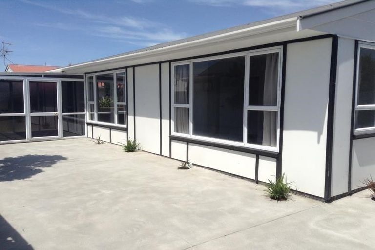 Photo of property in 1/46 Pacific Road, North New Brighton, Christchurch, 8083