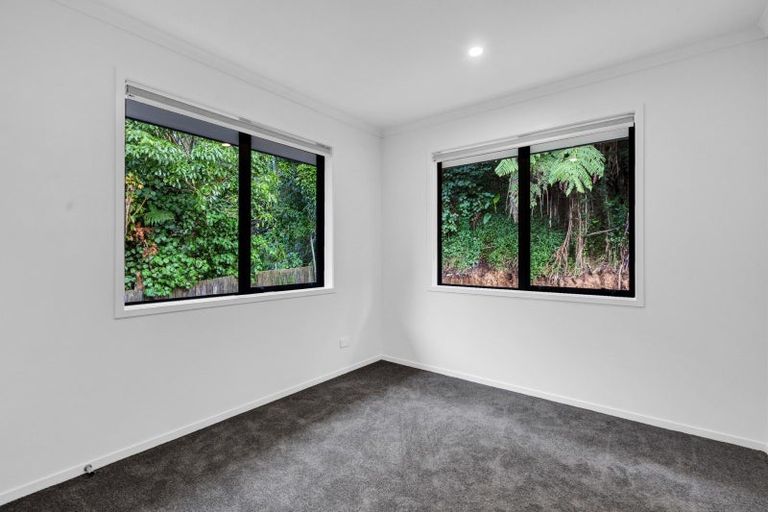 Photo of property in 10a Winstone Place, Highlands Park, New Plymouth, 4312