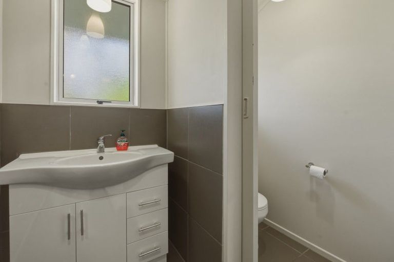 Photo of property in 14 Ogilvie Road, Kinloch, Taupo, 3377