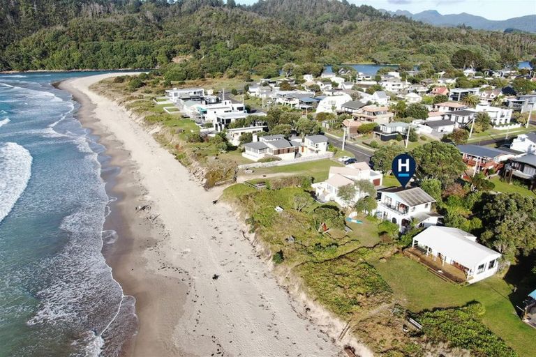 Photo of property in 100 Tangaroa Road, Whangamata, 3620