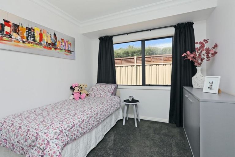 Photo of property in 46 Pinotage Drive, Greenmeadows, Napier, 4112
