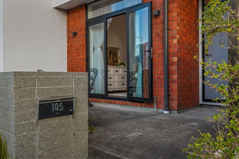 Photo of property in 105 Hobsonville Point Road, Hobsonville, Auckland, 0616