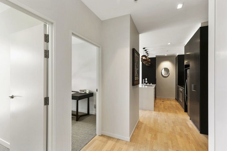 Photo of property in Chews Lane Apartments, 15b/9 Chews Lane, Wellington Central, Wellington, 6011