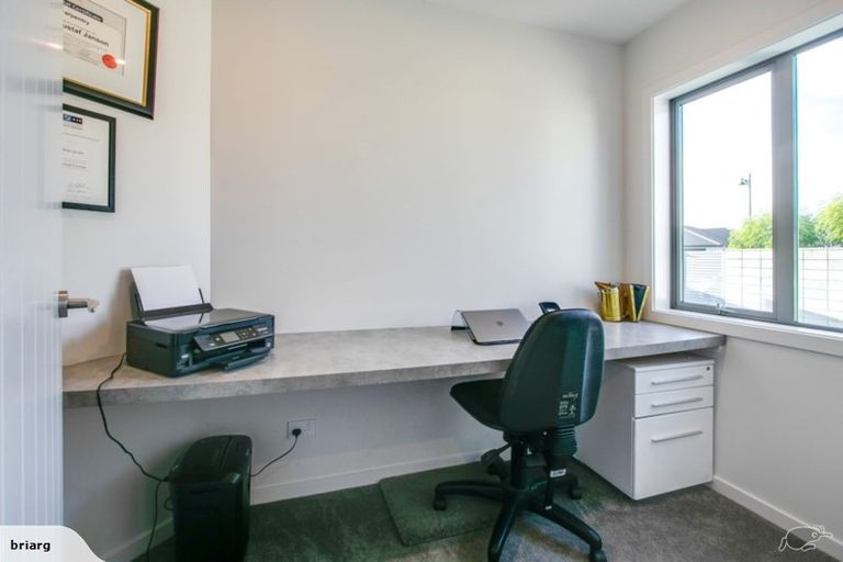 Photo of property in 29 Kapiti Drive, Poraiti, Napier, 4112