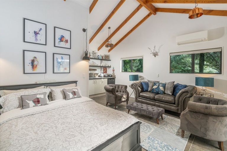 Photo of property in 5 Rewa Rewa Valley, Tairua, 3508