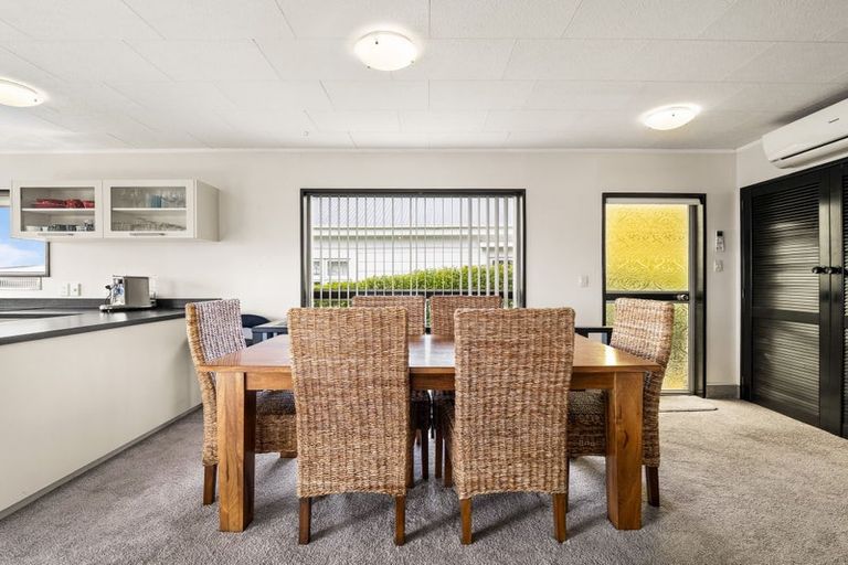 Photo of property in 62 Easther Crescent, Kew, Dunedin, 9012