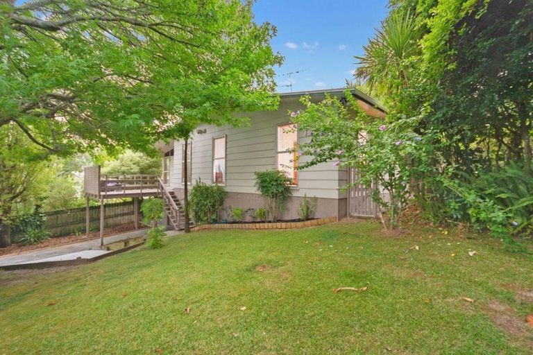 Photo of property in 25 Bellringer Road, Massey, Auckland, 0614