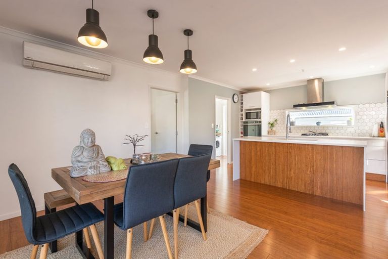 Photo of property in 18 Sim Street, Johnsonville, Wellington, 6037