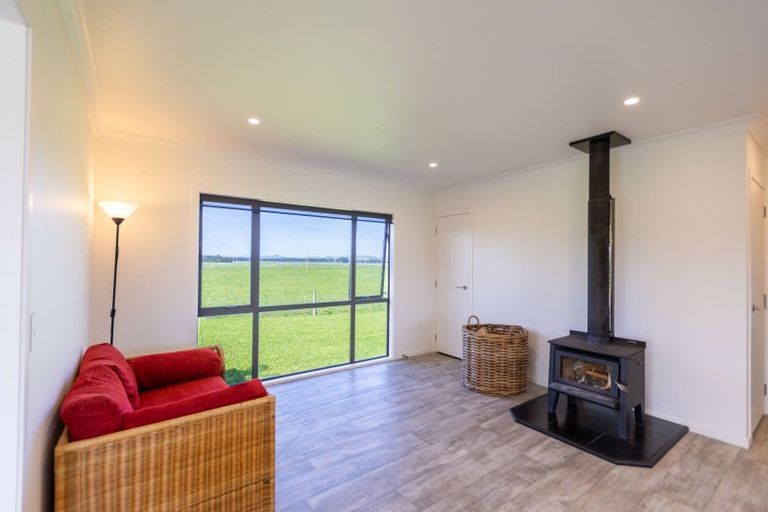 Photo of property in 1 Elm Place, Tikipunga, Whangarei, 0112