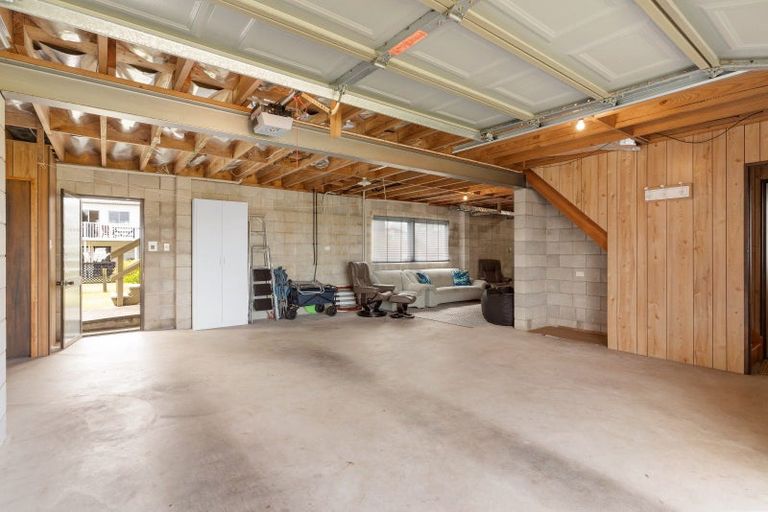 Photo of property in 225 Rangi Avenue, Whangamata, 3620