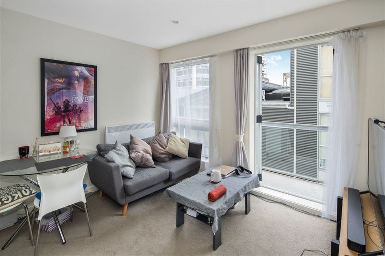 Photo of property in Terrace Heights Apartments, 5f/163 The Terrace, Wellington Central, Wellington, 6011