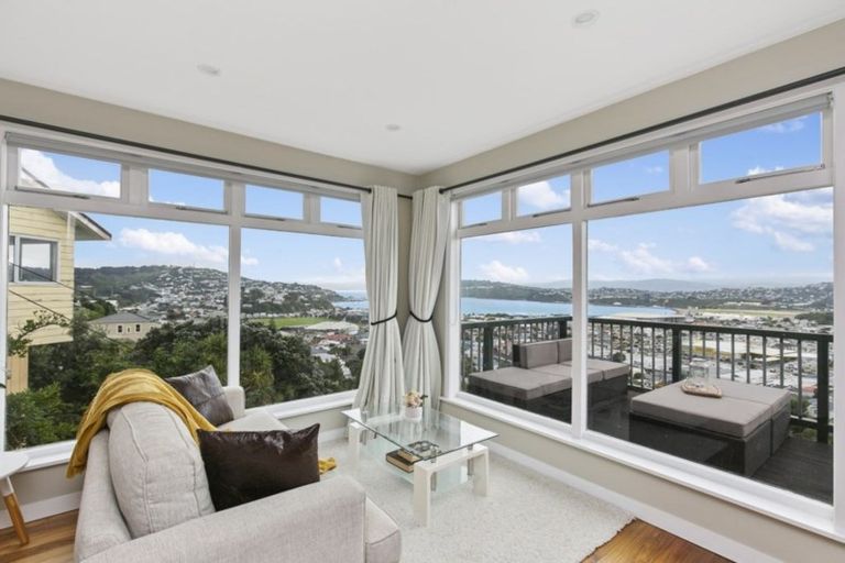 Photo of property in 93 Duncan Terrace, Kilbirnie, Wellington, 6022