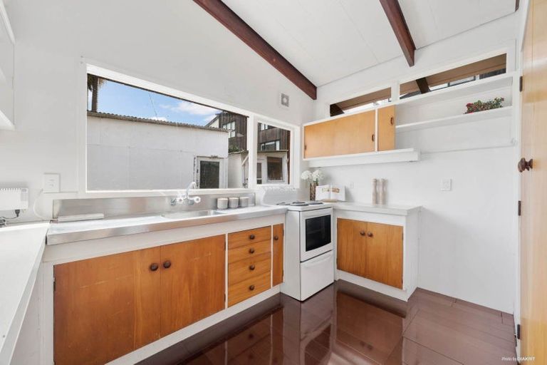 Photo of property in 36a Esmonde Road, Takapuna, Auckland, 0622