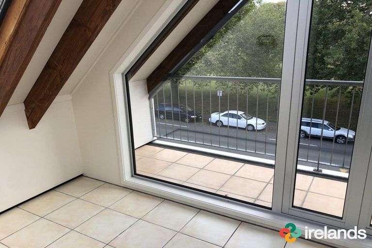 Photo of property in 6/32 Cranmer Square, Christchurch Central, Christchurch, 8013