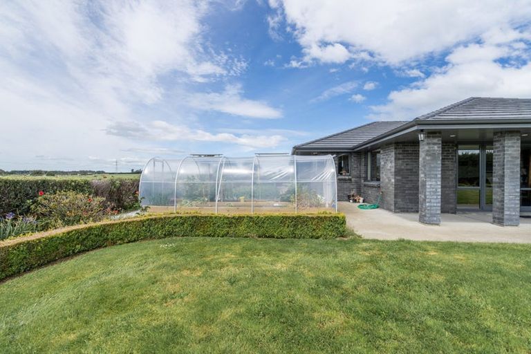 Photo of property in 115 Mill Road South, Seaward Bush, Invercargill, 9871