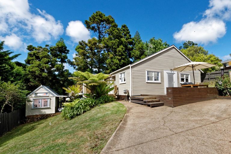 Photo of property in 10a Kashmir Road, Glen Eden, Auckland, 0602
