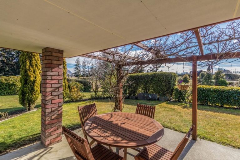 Photo of property in 18 Orchard Road, Wanaka, 9382