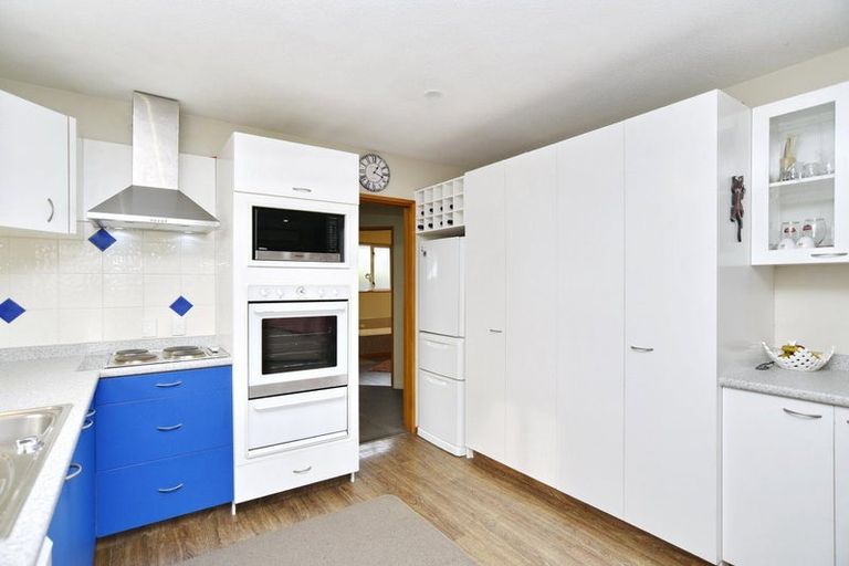 Photo of property in 2/66 Dunedin Street, Redwood, Christchurch, 8051