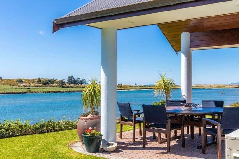 Photo of property in 22 Riverview Place, Waipu, 0582