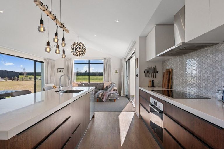 Photo of property in 37 Silver Peaks Drive, West Melton, 7618