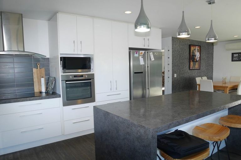 Photo of property in 10 Patterson Lane, Raumati Beach, Paraparaumu, 5032