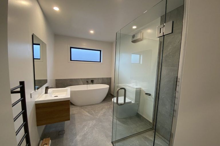 Photo of property in 8 Corriedale Road, Jacks Point, 9371